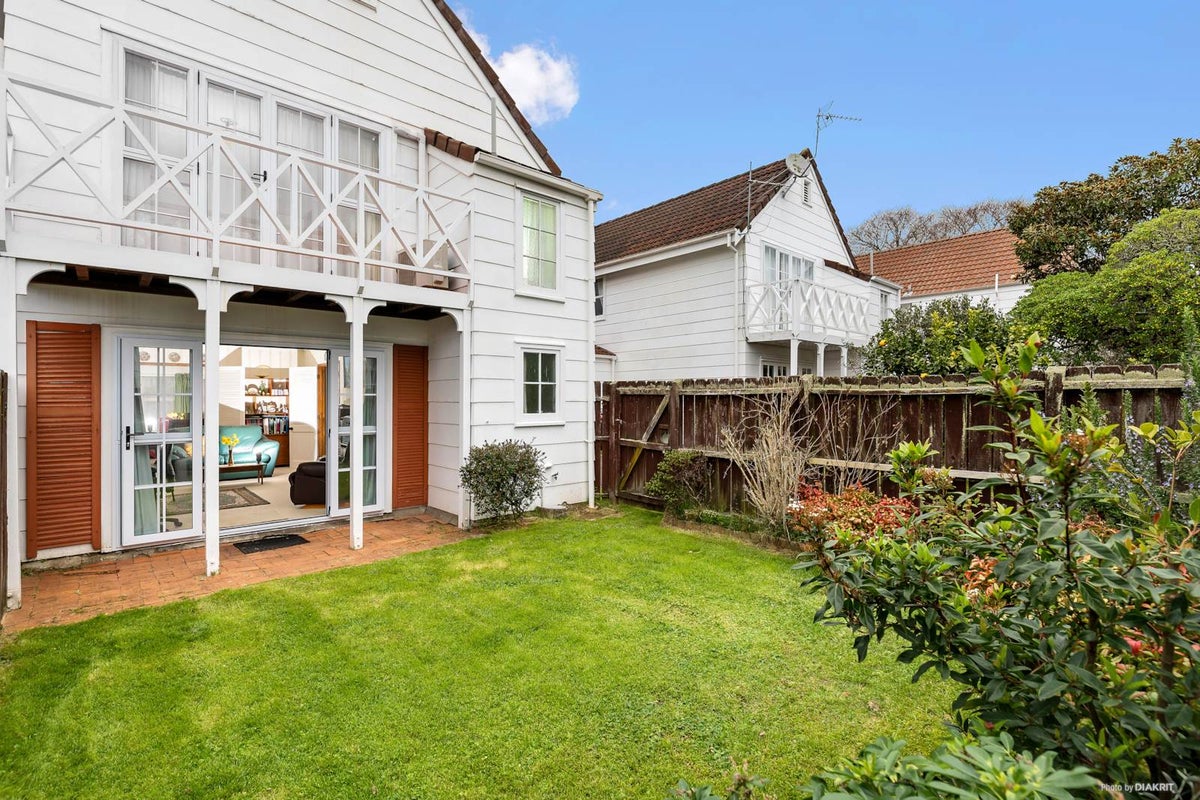 3/95 Wheturangi RD, Greenlane, Auckland - Carousel 2