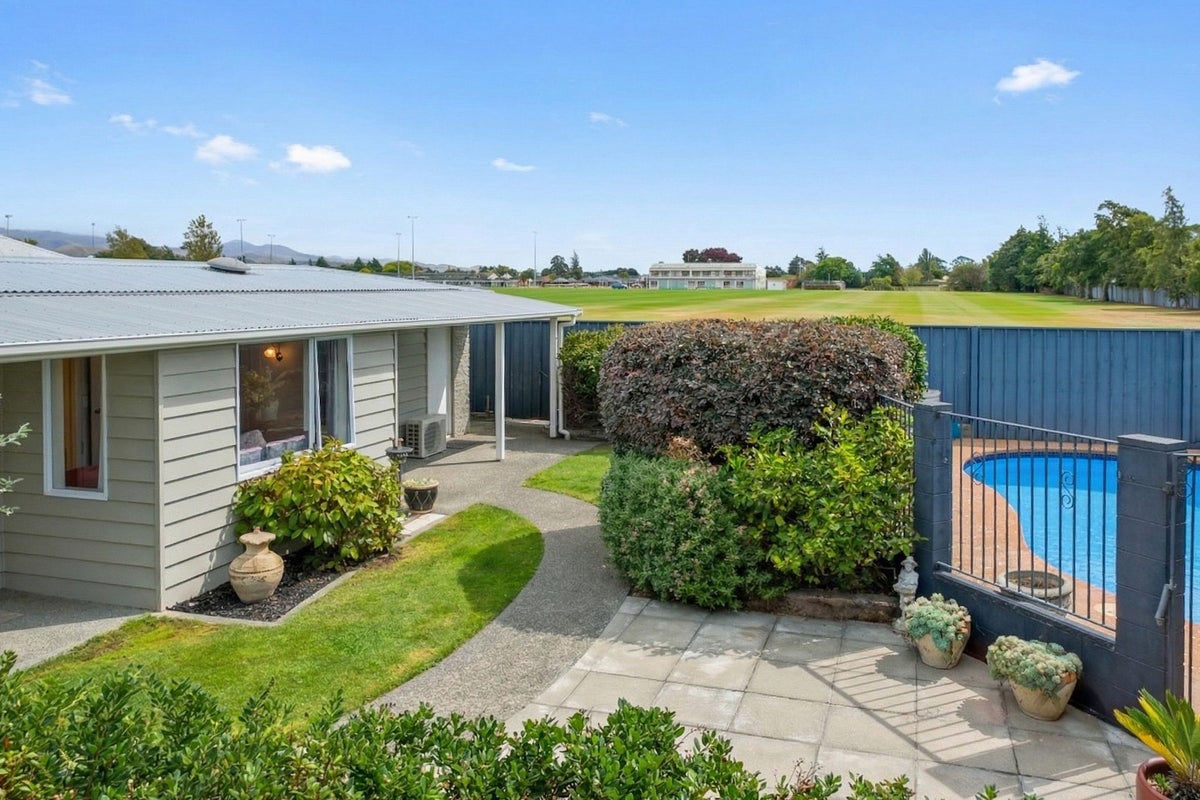 40 Howick Road, Redwoodtown, Blenheim - Carousel 1