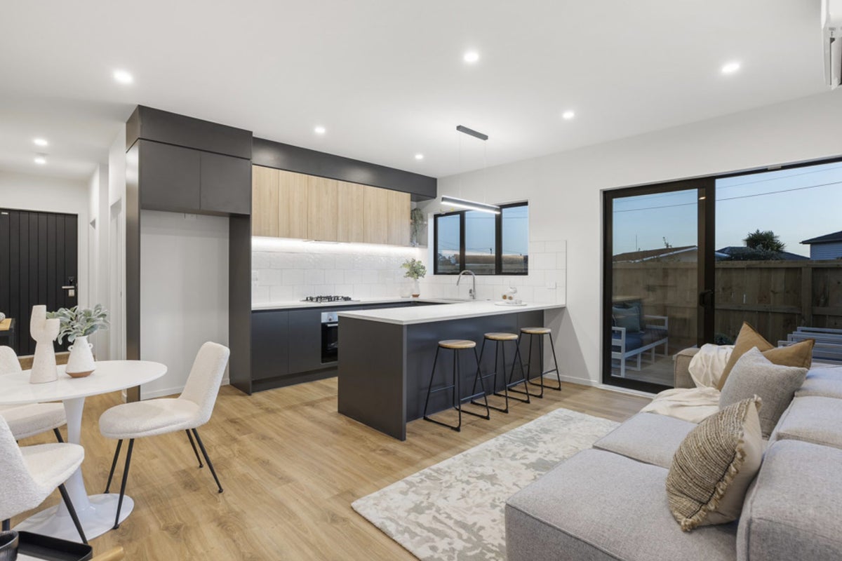26A Stanton Terrace, Lynfield, Auckland - Carousel 2