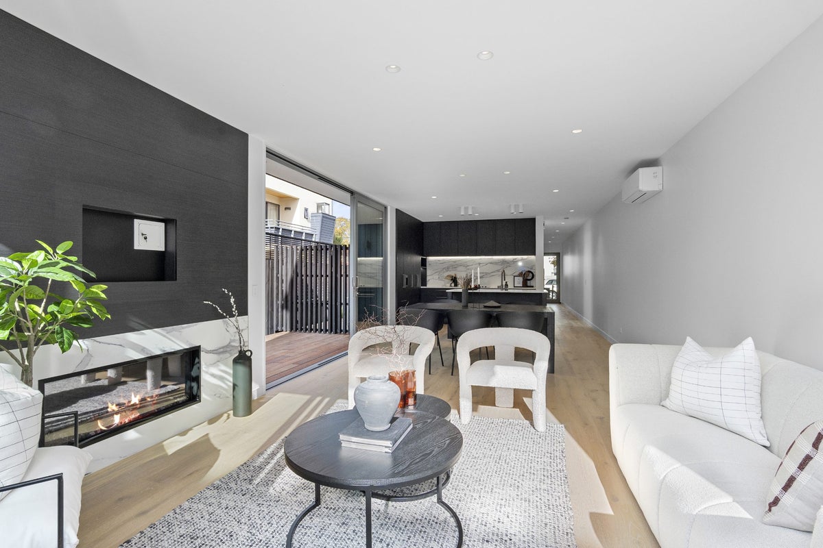 2/29 Melrose Street, Christchurch Central, Christchurch - Carousel 2