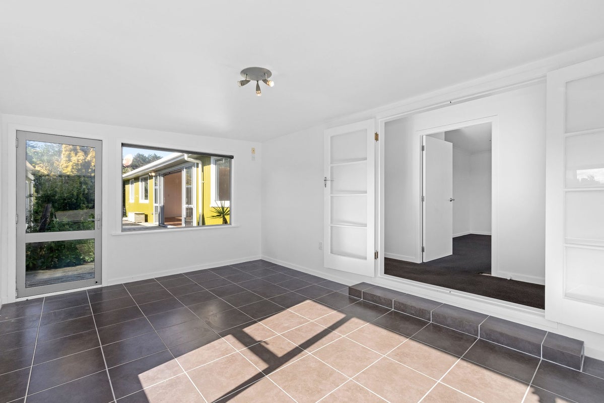 178 Park Avenue, Waitarere Beach, Levin - Carousel 2