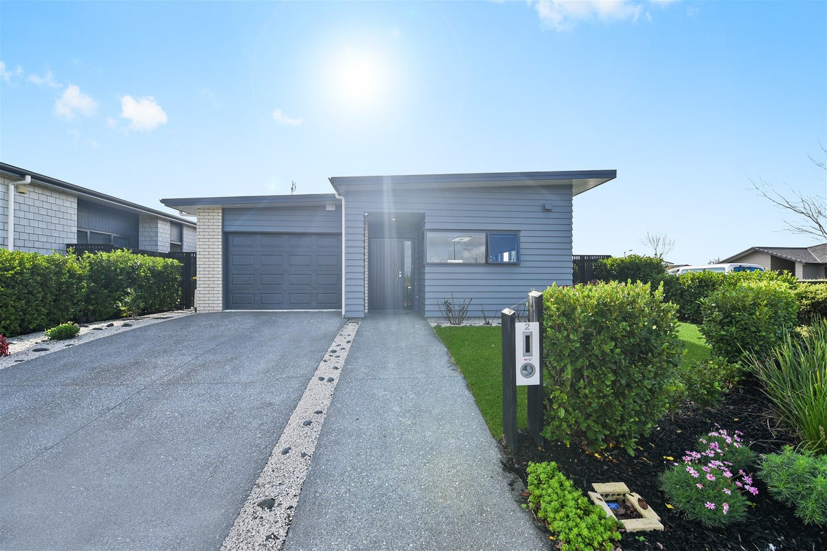 2 Capper Crescent, Chartwell, Hamilton - Carousel 1