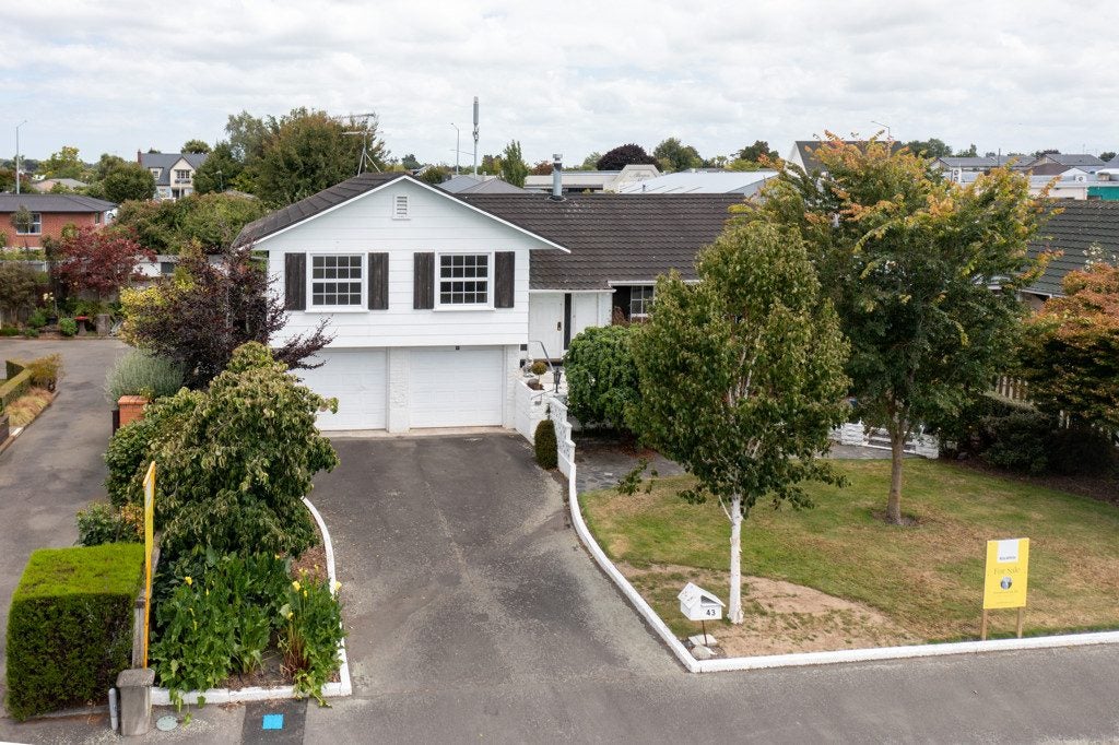 43 Churchill Avenue, Allenton, Ashburton - Carousel 33