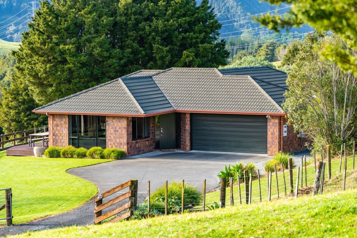 415 Cemetery Road, Whangarei - Carousel 1