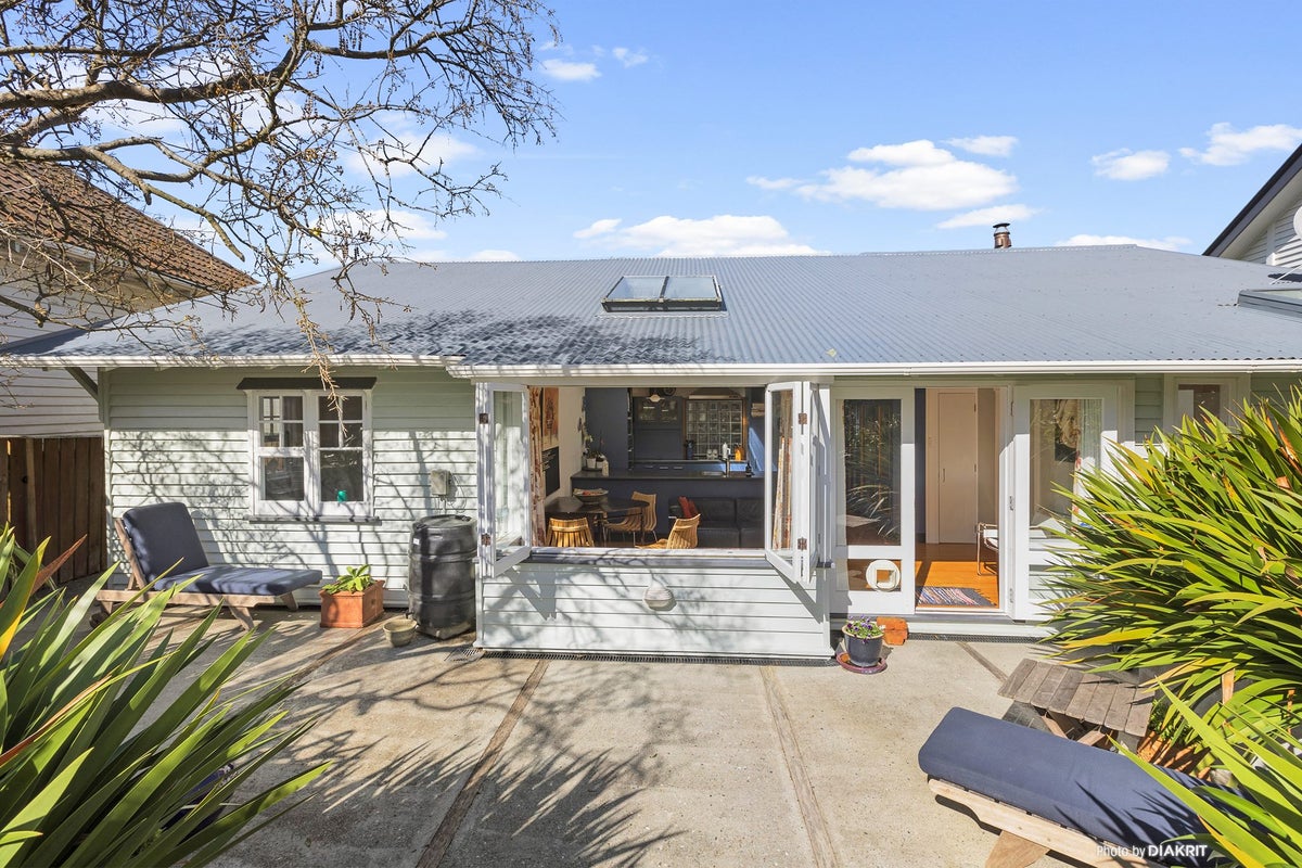 36 Matai Road, Hataitai, Wellington - Carousel 1