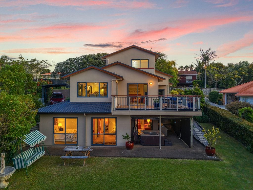 19 D'Urville Place, Gulf Harbour, Whangaparaoa - Carousel 2