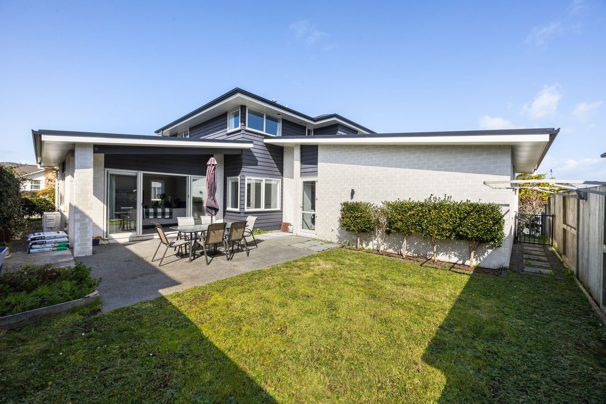 2 Mccorquindale Drive, Flagstaff, Hamilton, Waikato - Carousel 15