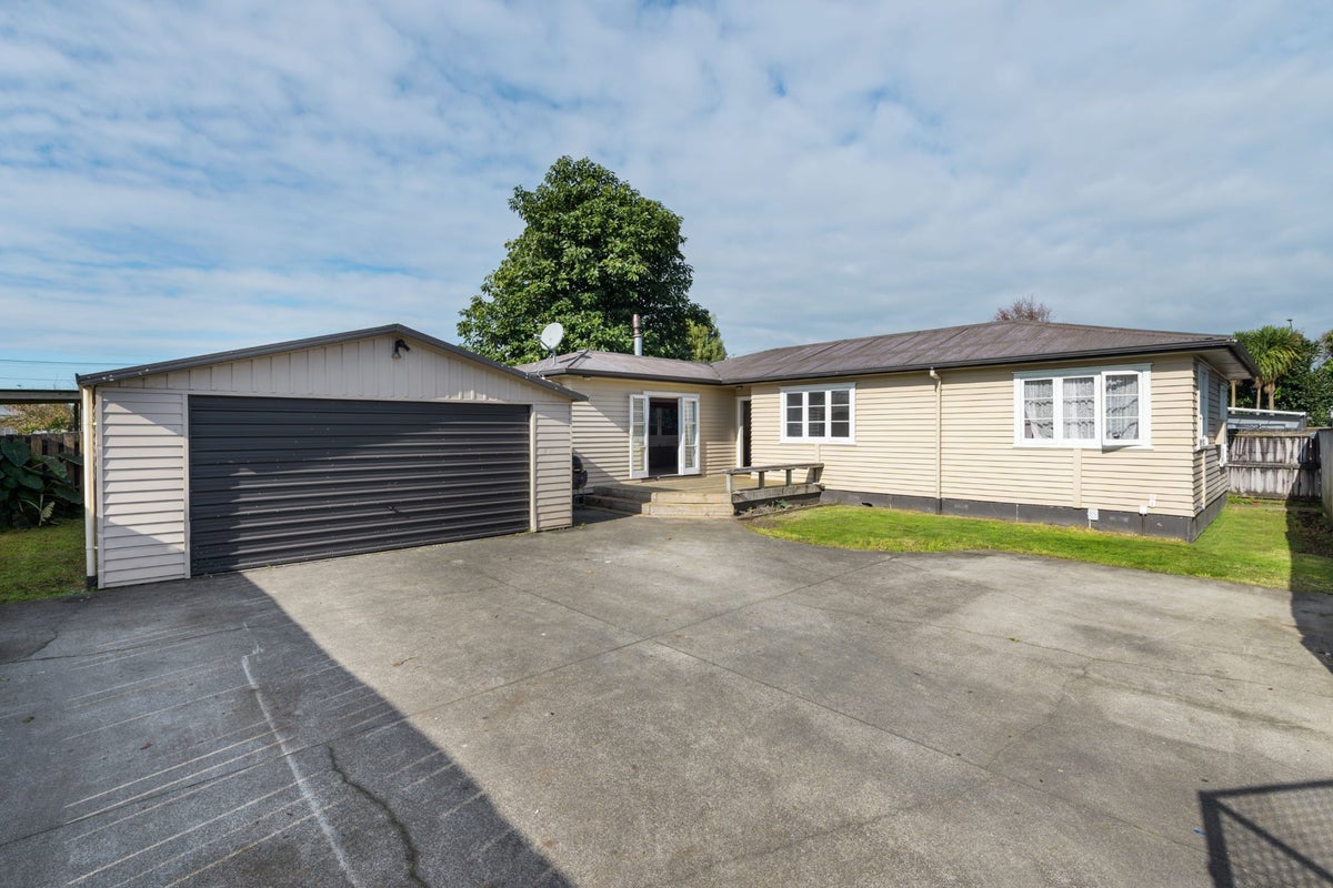 8A Allen Street, Frankton, Hamilton - Carousel 1