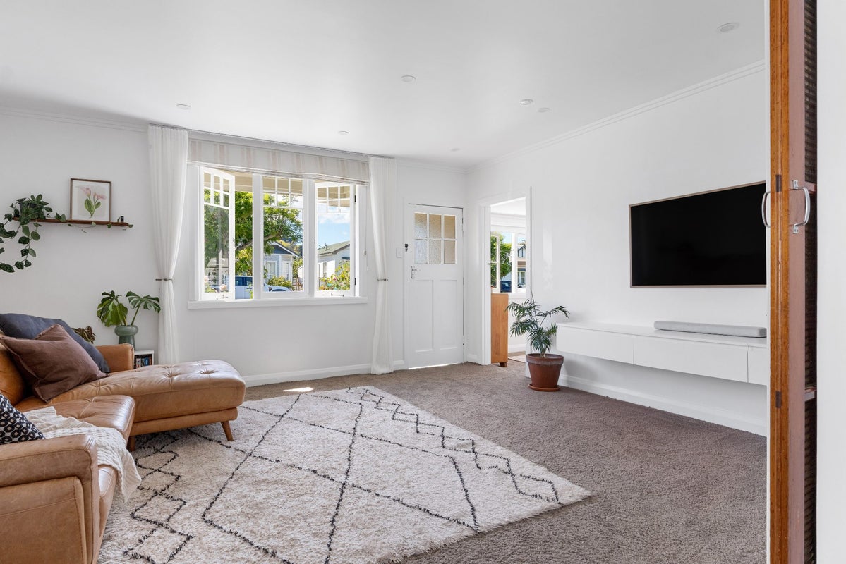 212 Clifford Street, Whataupoko, Gisborne - Carousel 2