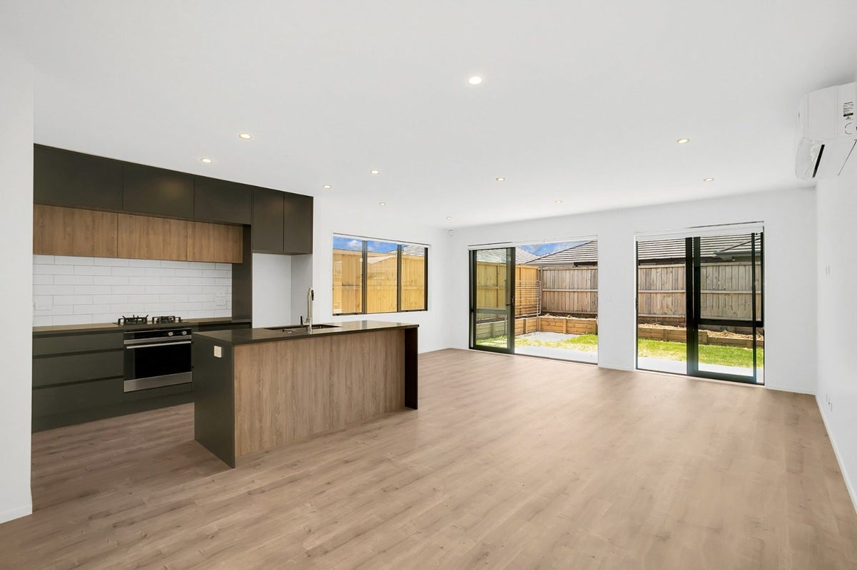 67 Lusitano Drive, Karaka, Papakura - Carousel 2
