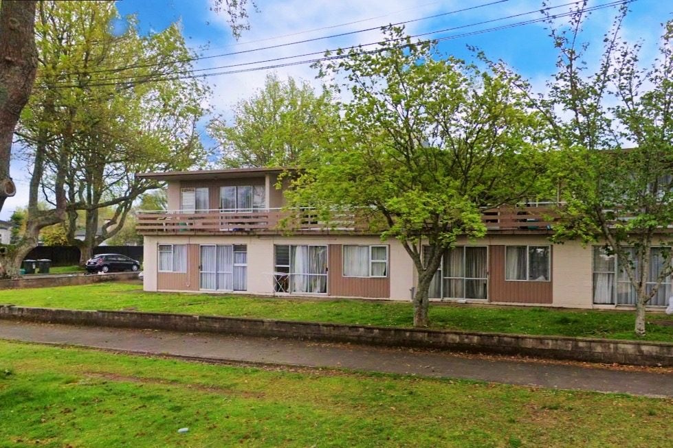 1/16 Thames Street, Claudelands, Hamilton - Carousel 1