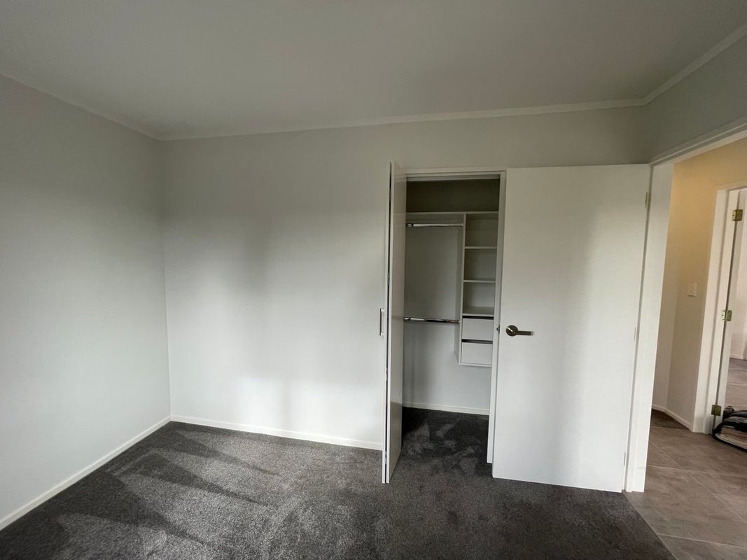 38 Frank Nobilo Drive, Golflands, Auckland - Carousel 17