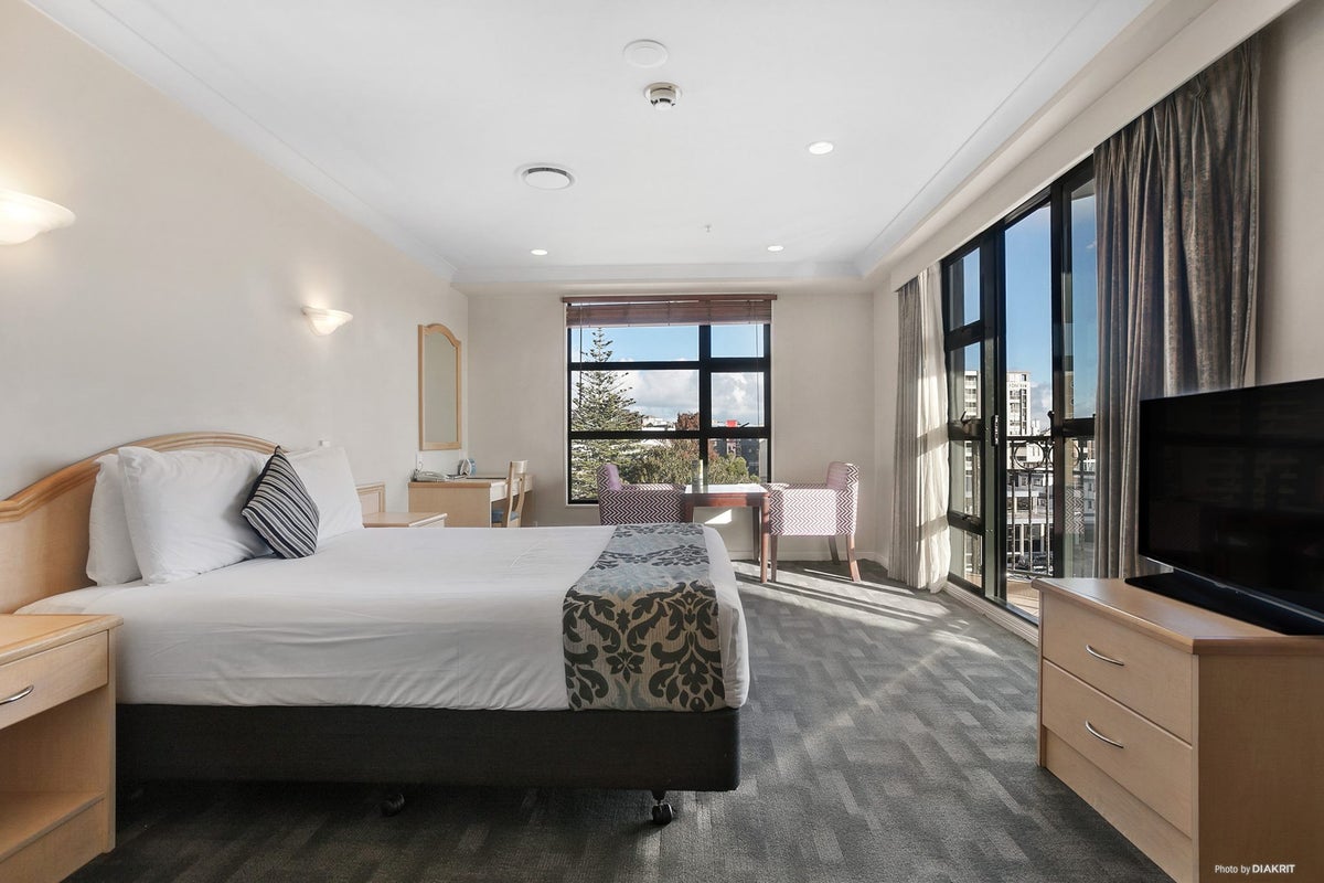 4/39 Shackleton Road, Mount Eden, Auckland - Carousel 1