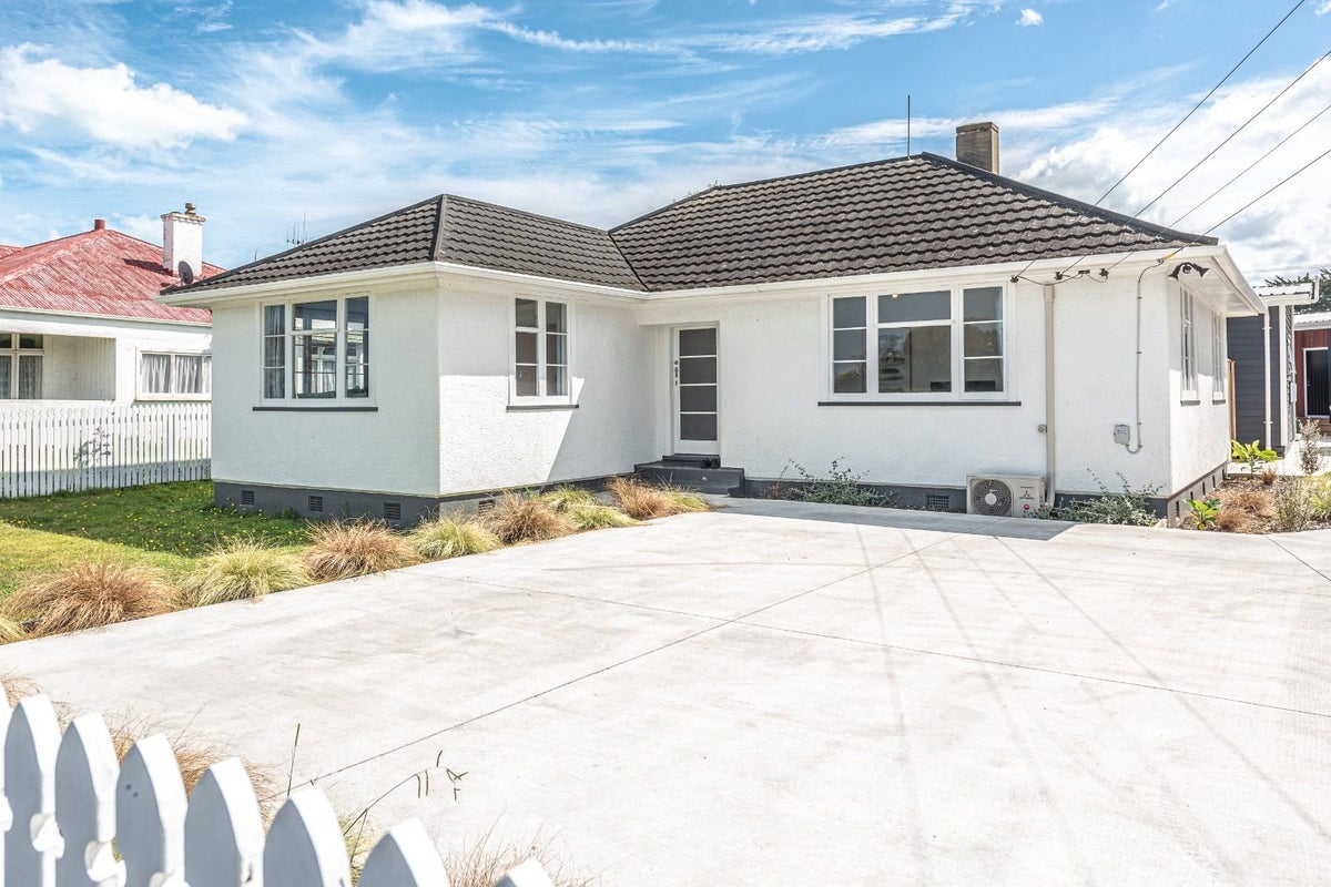 92 Alma Road, Gonville, Whanganui - Carousel 2