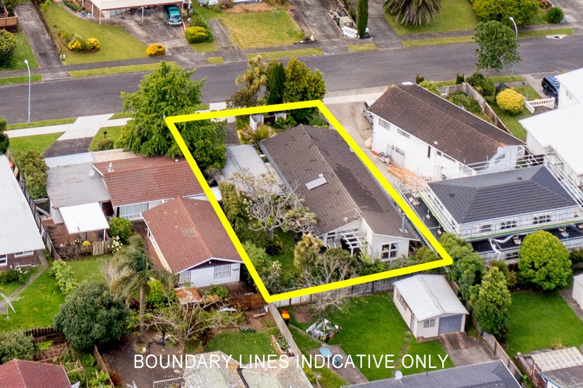 14 Vanbrugh Place, Bucklands Beach, Auckland - Carousel 2
