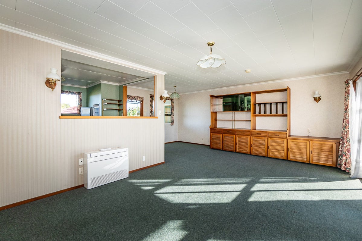 1 Godley Place, Oceanview, Timaru - Carousel 2