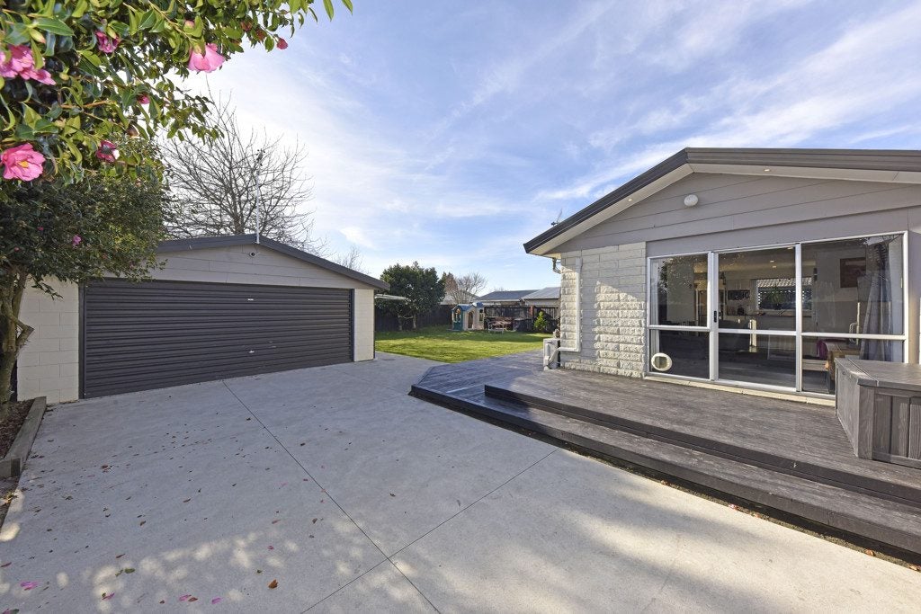 55 SOLOMON Avenue, Redwood, Christchurch - Carousel 1
