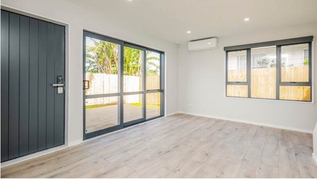 23A Moncrieff Avenue, Clendon Park, Auckland - Carousel 2
