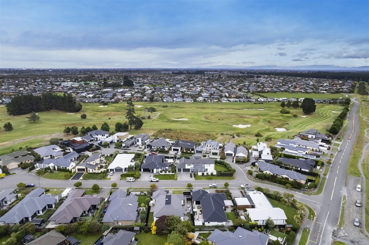 5 Torrey Pines, Waimairi Beach, Christchurch - Carousel 29