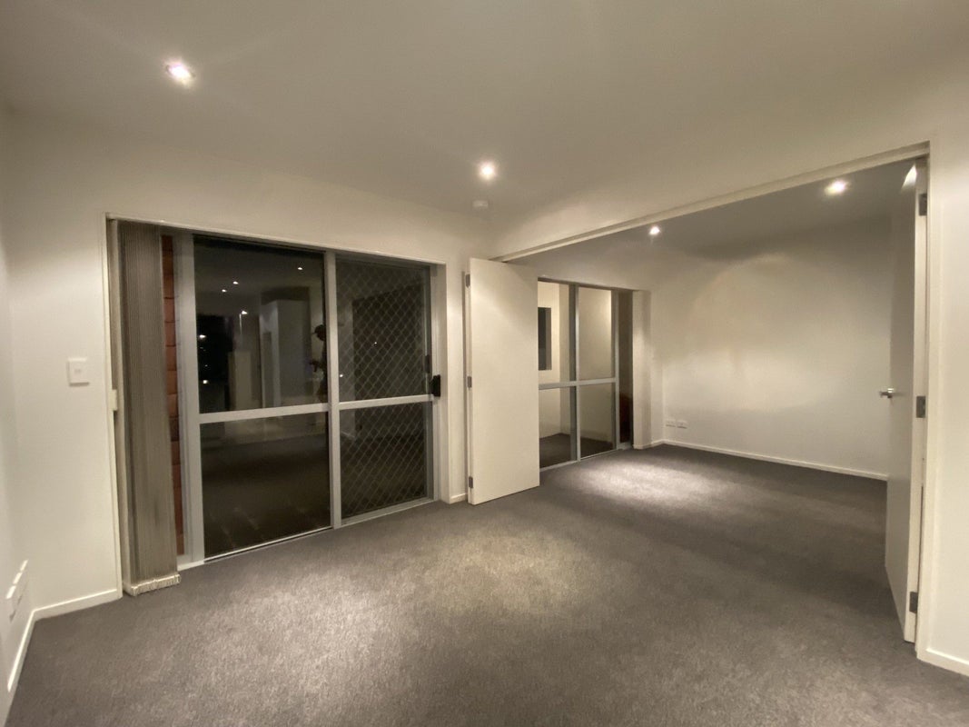5C/60 Masons Road, Oteha, Auckland - Carousel 2