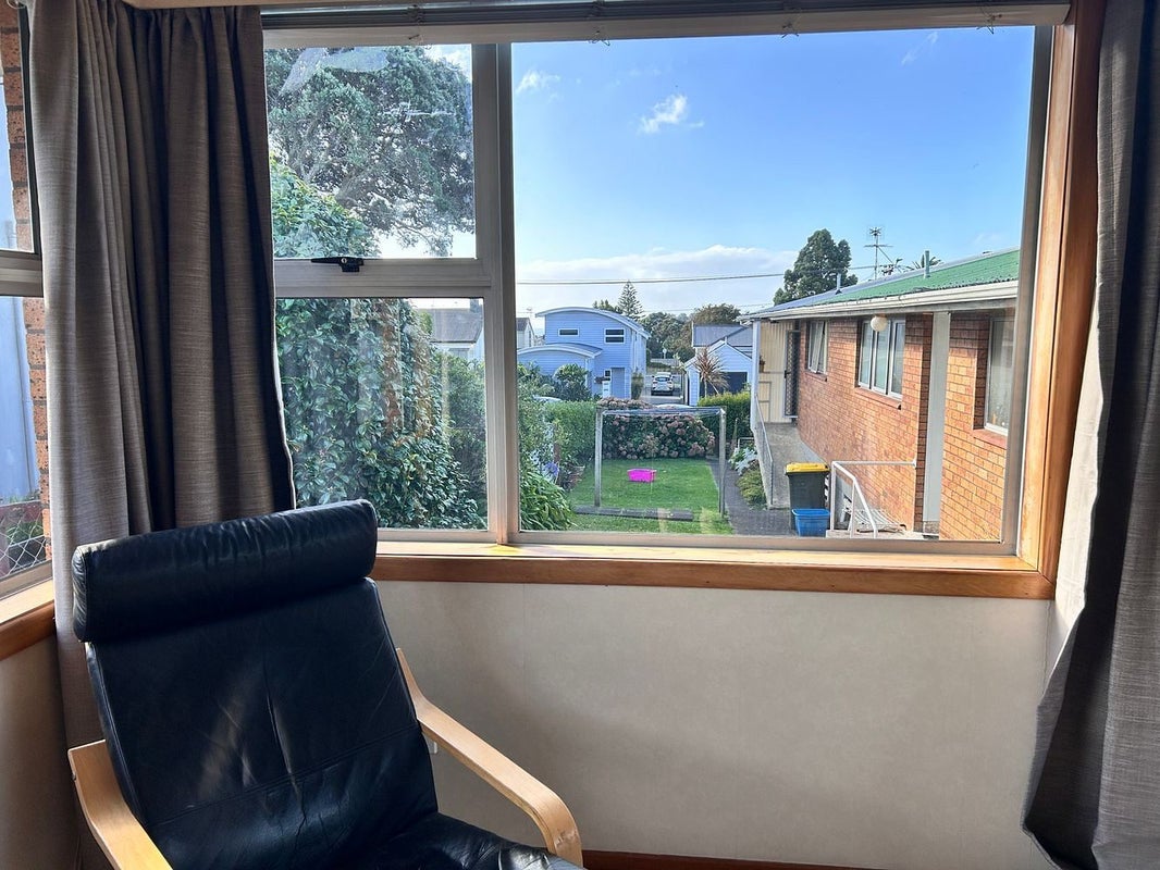 256C Courtenay Street, Strandon, New Plymouth - Carousel 2