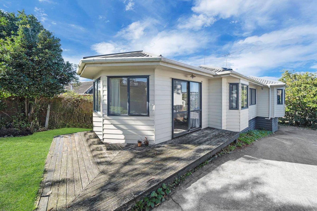 172A White Swan Road, Mount Roskill, Auckland - Carousel 2