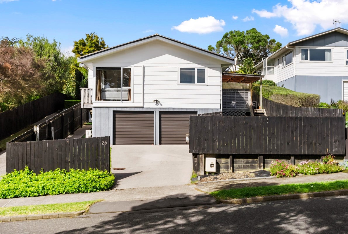 1/25 Lush Avenue, St Johns, Auckland - Carousel 2