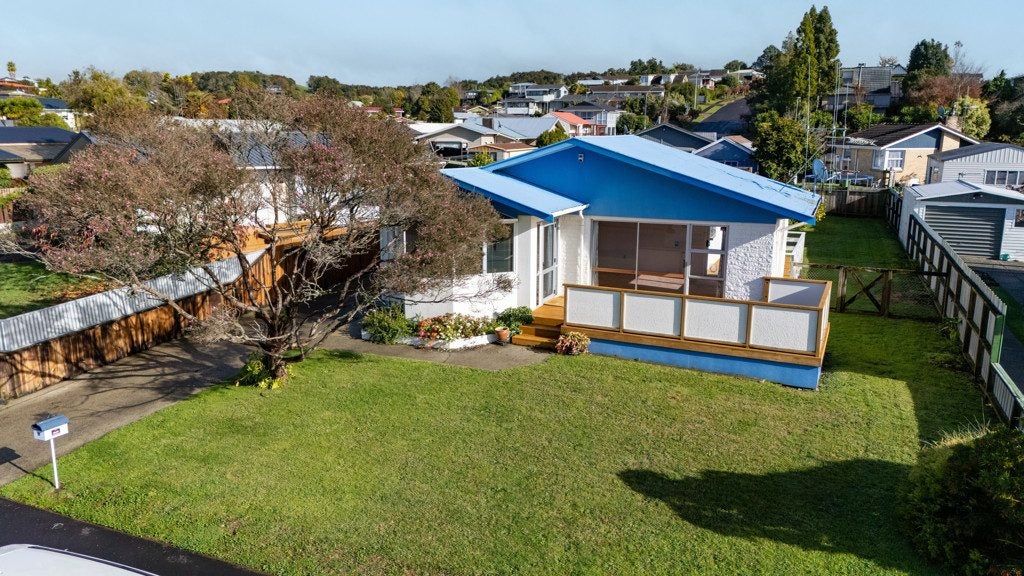 14 Fiona Place, Dinsdale, Hamilton - Carousel 1