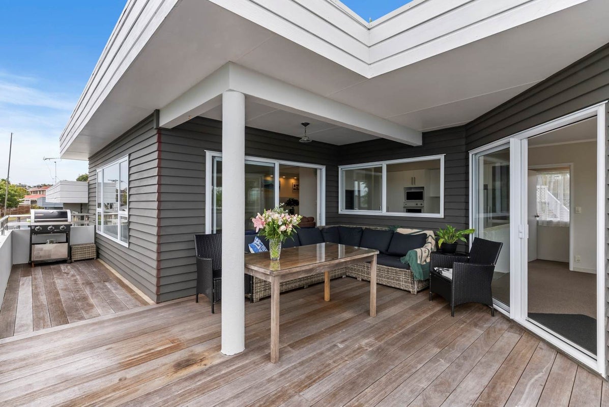 2/27 Park Rise, Campbells Bay, Auckland - Carousel 2
