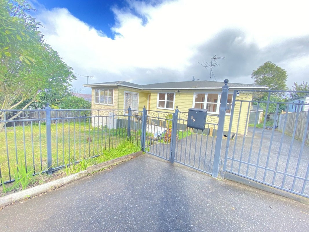 39 Roseanne Road, Manurewa, Auckland - Carousel 2