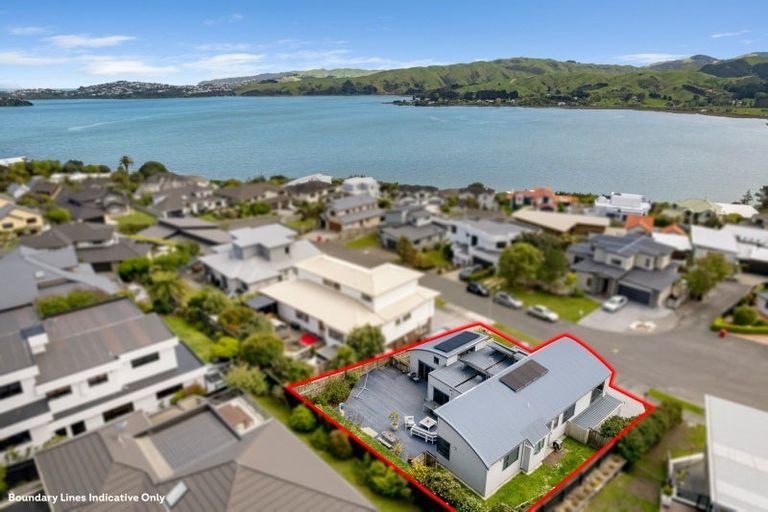 8 Bowsprit Way, Whitby, Porirua - Carousel 18