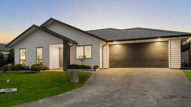 17 Magnolia Lane, Helensville - Carousel 1