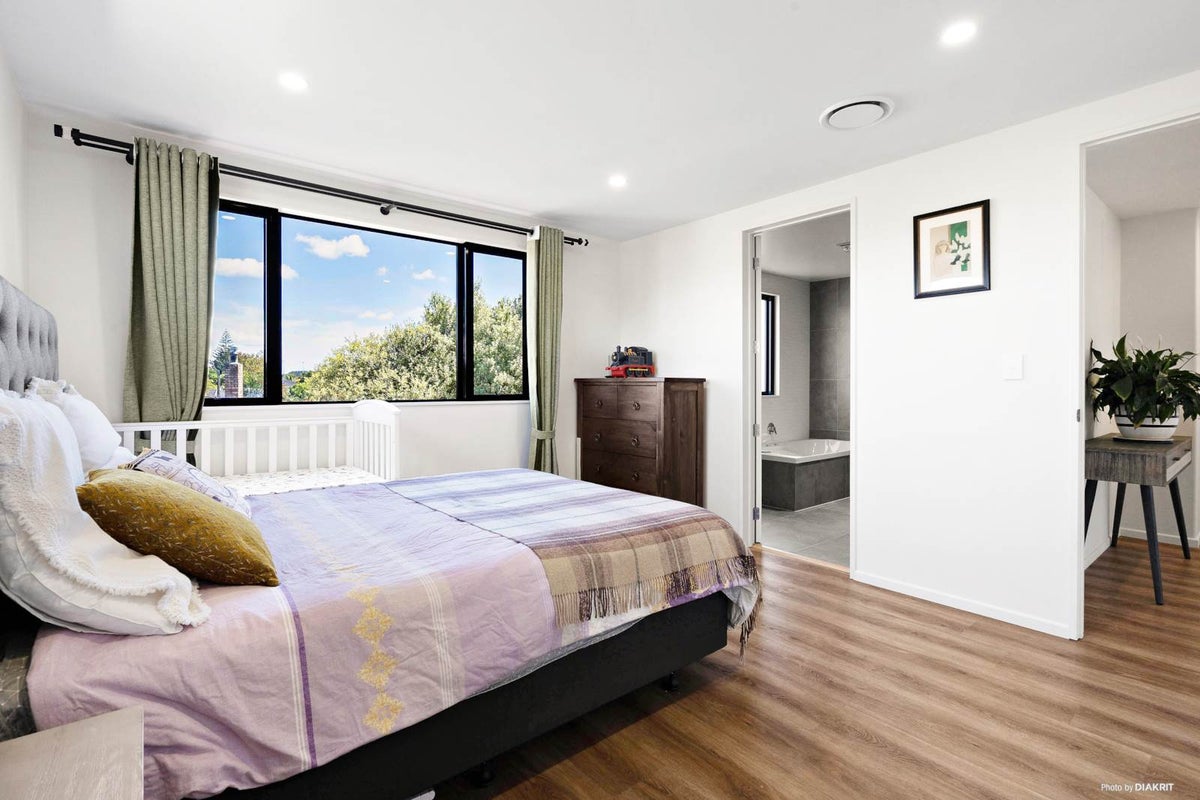 604a Te Atatu Rd, Te Atatu Peninsula, Auckland - Carousel 23