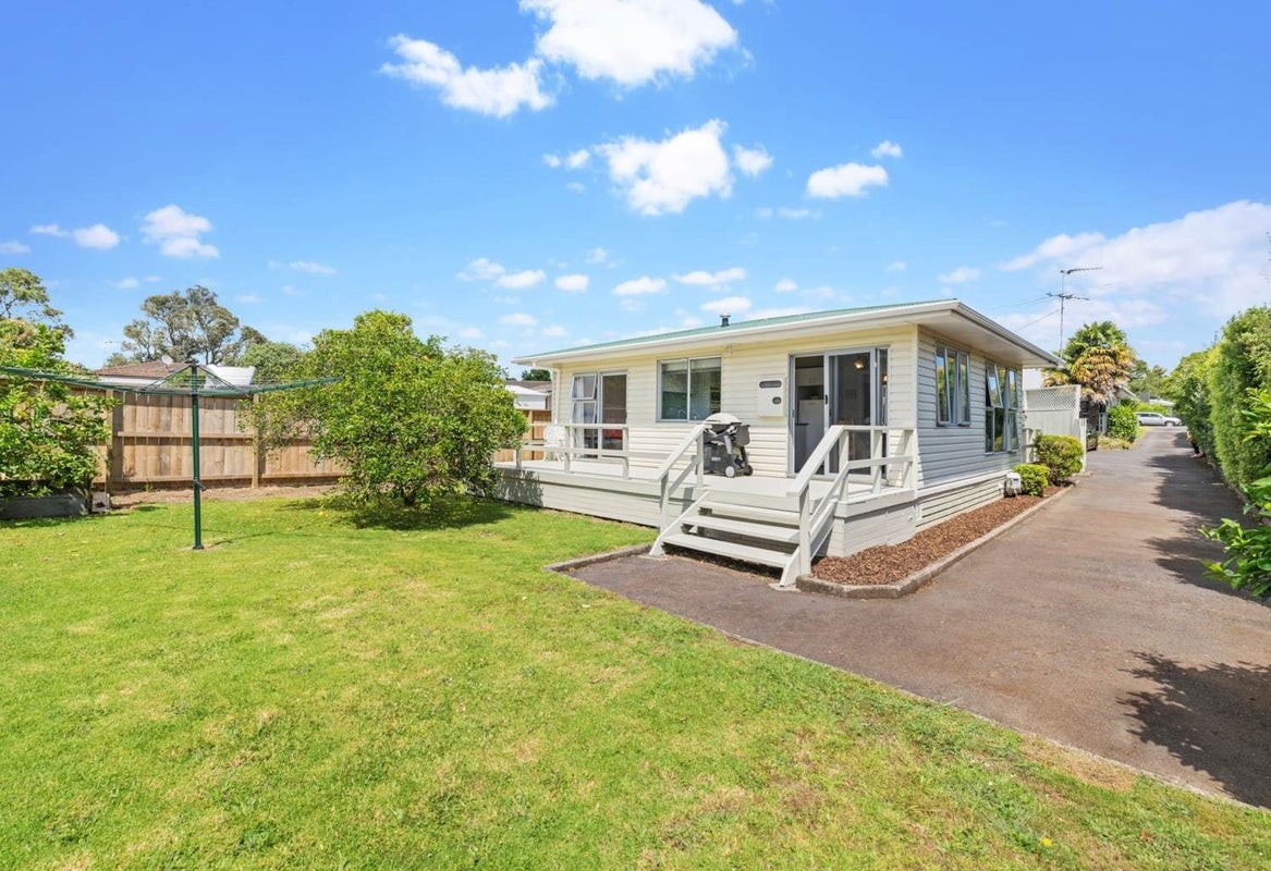 2/420 Great South Road, Opaheke, Papakura - Carousel 1
