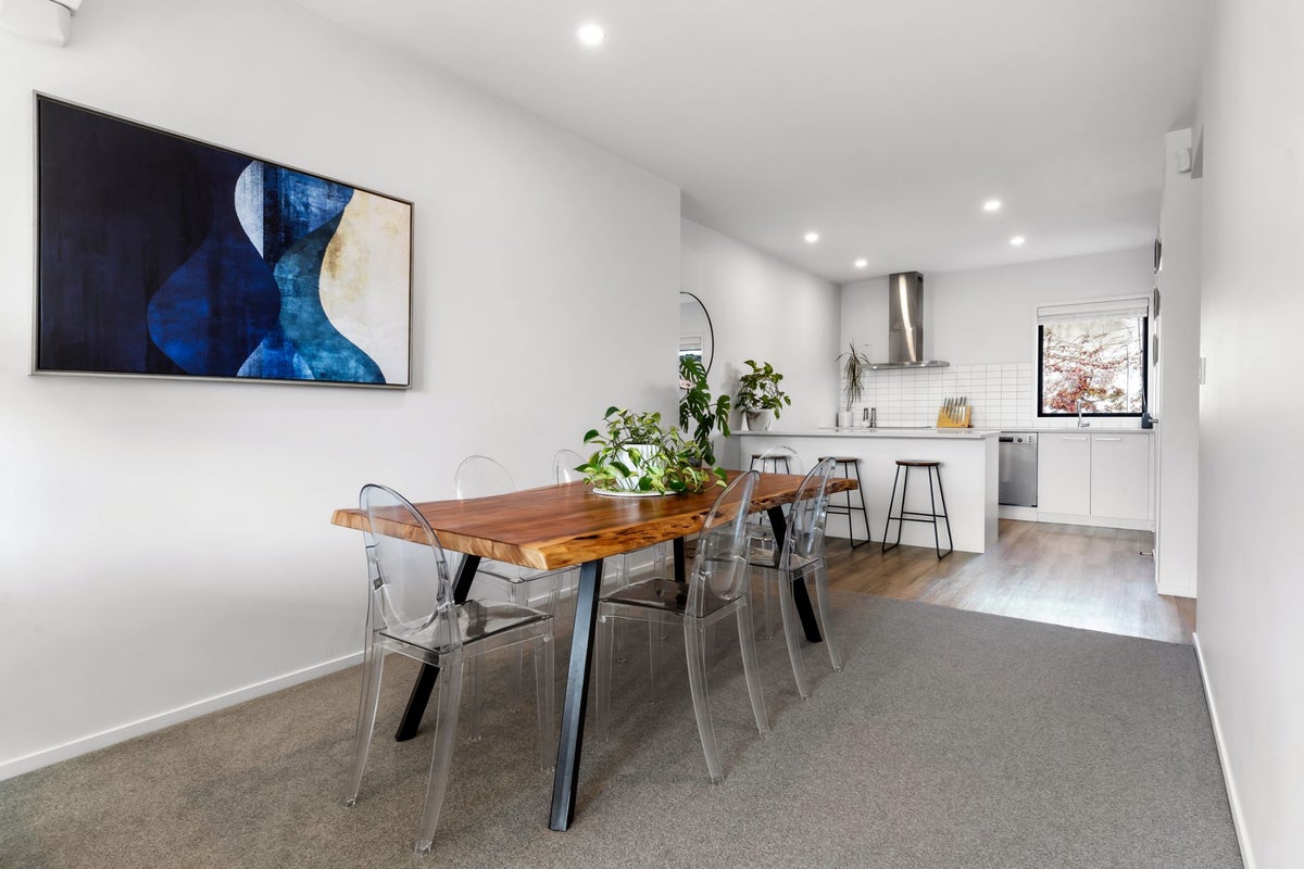 12 Tahuhu Road, Mount Wellington, Auckland - Carousel 2