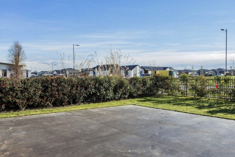 2 Endurance Lane, Wigram, Christchurch - Carousel 16