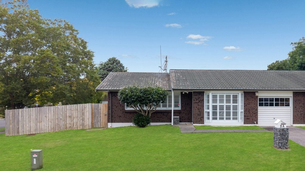 1/22 Millhouse Drive, Northpark, Auckland - Carousel 1