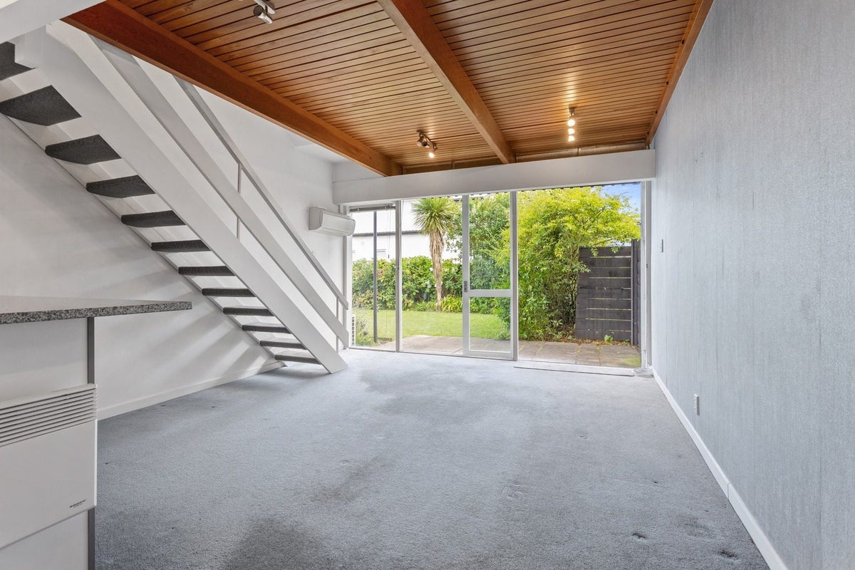 4/43 Fendalton Road, Fendalton, Christchurch - Carousel 2