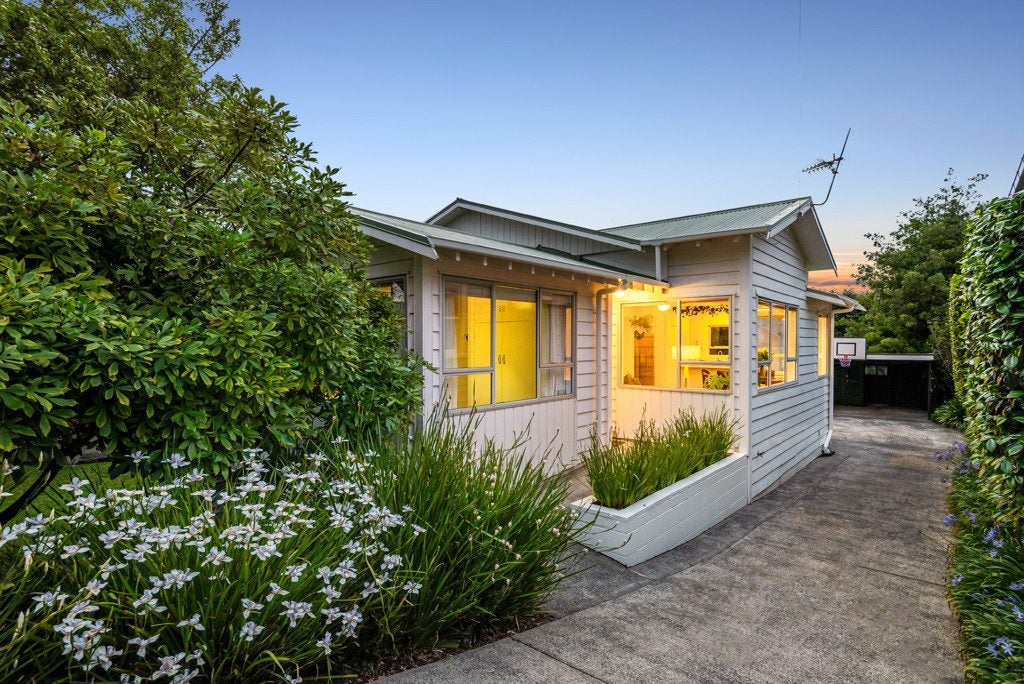 25 Mewburn Avenue, Mount Eden, Auckland - Carousel 1