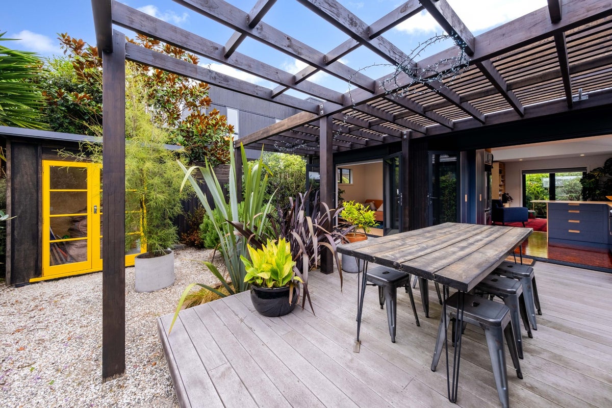 346 Madras Street, Christchurch Central, Christchurch - Carousel 2