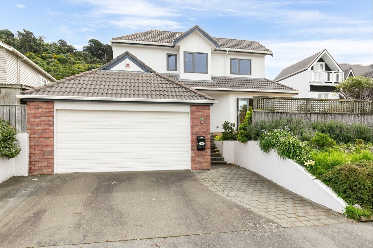 80 Monro Street, Seatoun, Wellington - Carousel 2