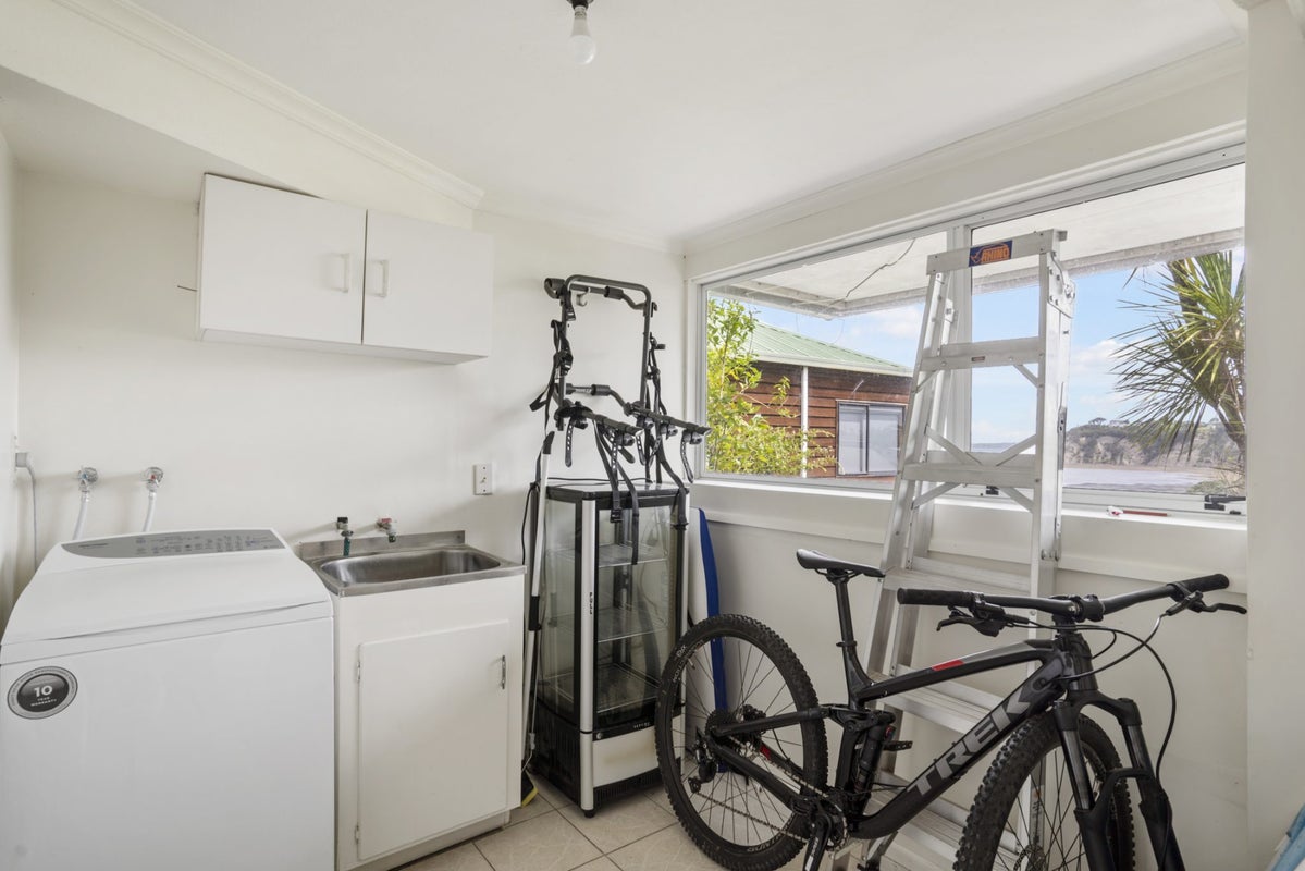 28 Zita Avenue, Matakatia, Whangaparaoa - Carousel 30