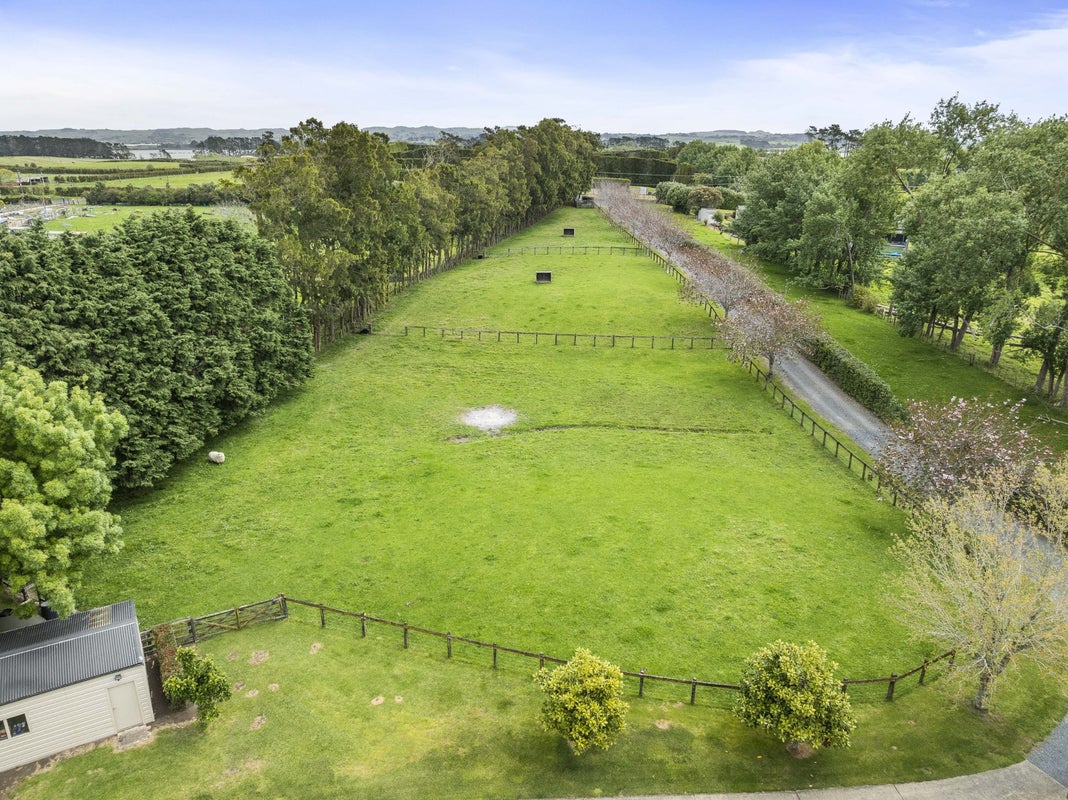 300 Glenbrook Beach Road, Waiuku - Carousel 42