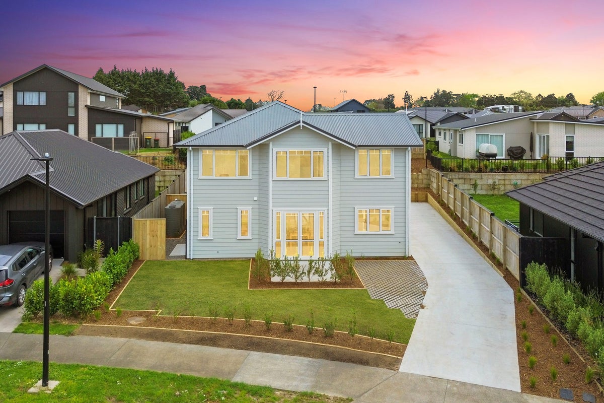 26A Arohaina Avenue, Karaka, Papakura - Carousel 1