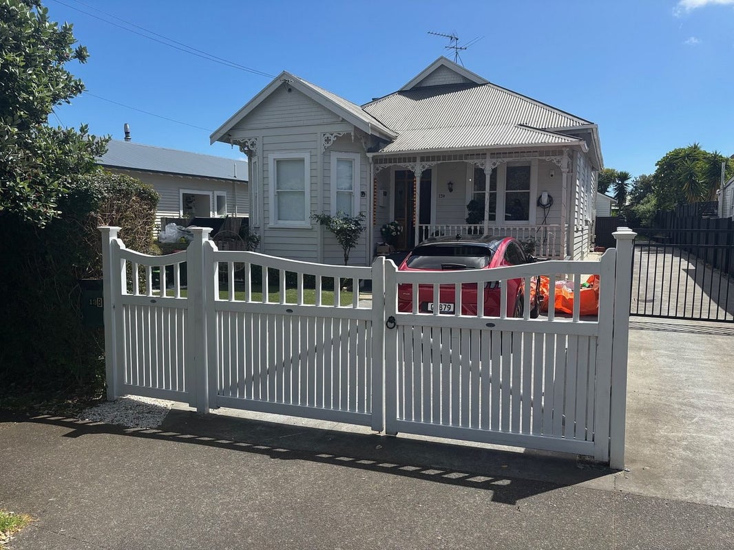 13B Grove Road, Sandringham, Auckland - Carousel 1