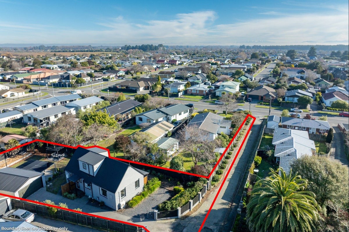 47A Inwoods Road, Parklands, Christchurch - Carousel 21