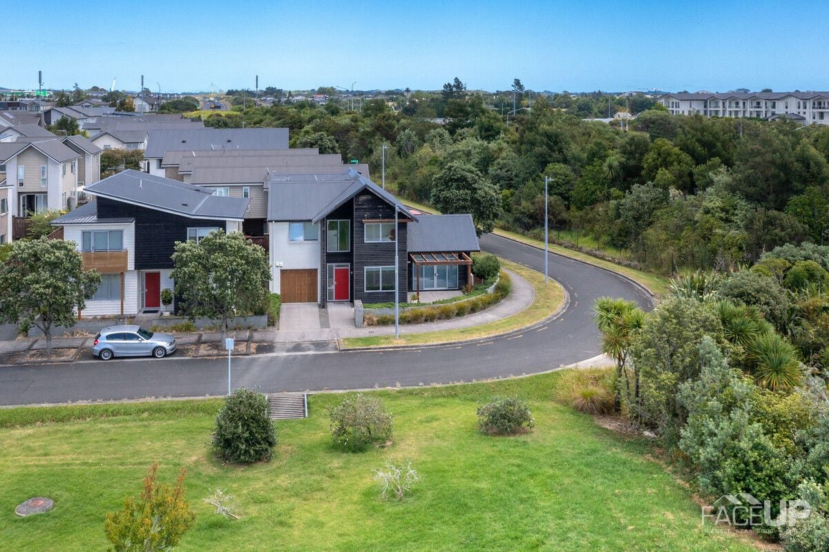 33 Station Street, Hobsonville, Auckland - Carousel 24