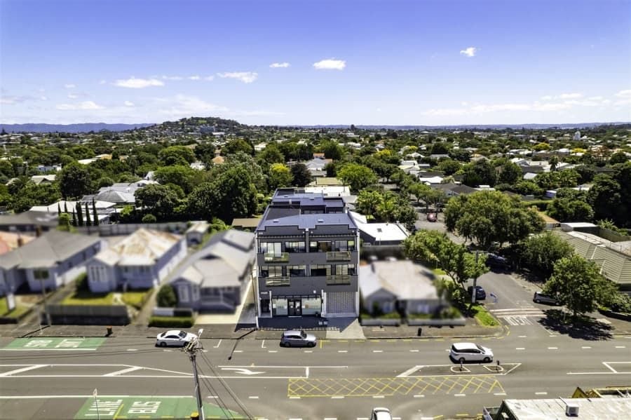 2/661 Dominion Road, Mount Roskill, Auckland - Carousel 13