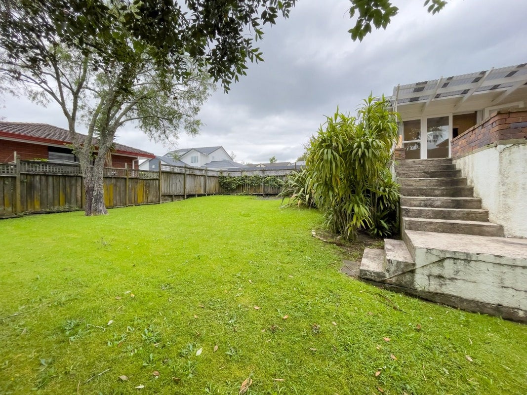 112 Taylor Street, Blockhouse Bay, Auckland - Carousel 2