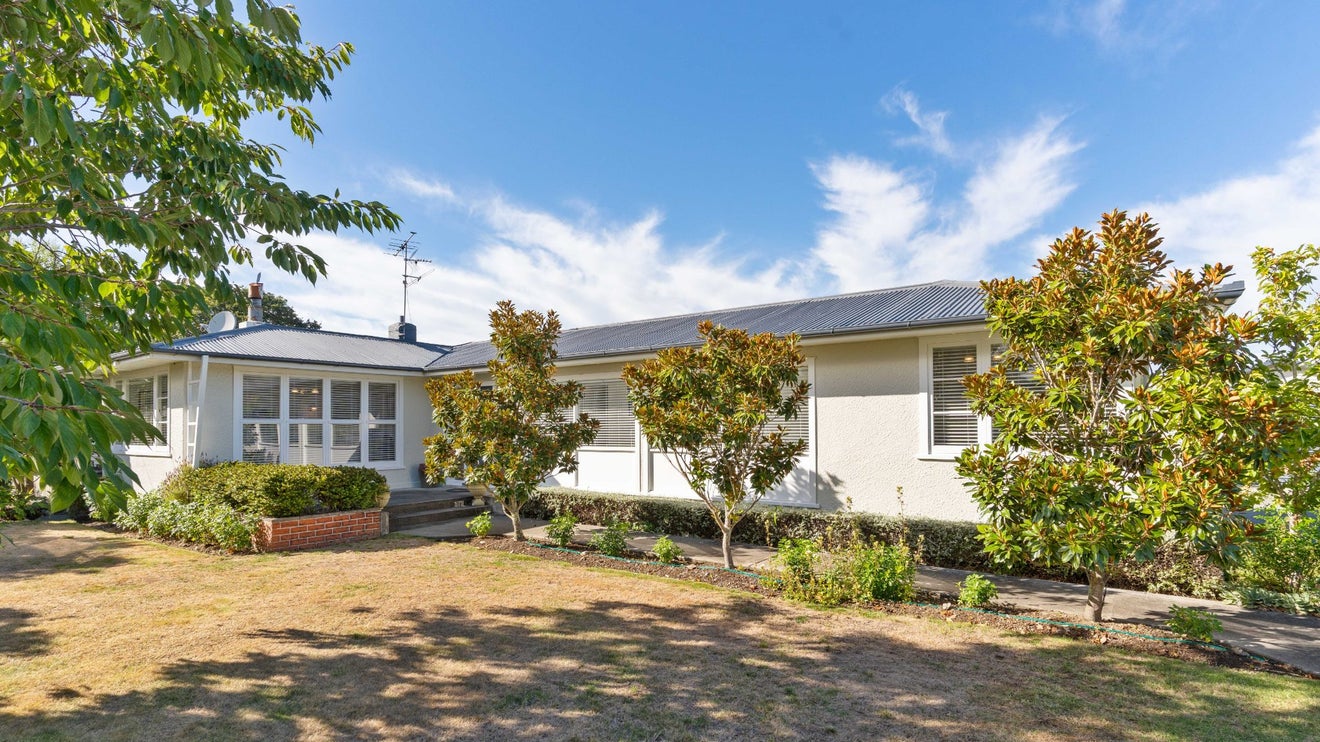 4 Second Street, Lansdowne, Masterton - Carousel 1